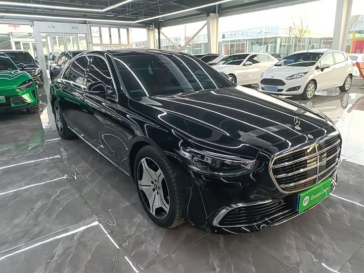 Фото 4 - Mercedes-Benz S-Class