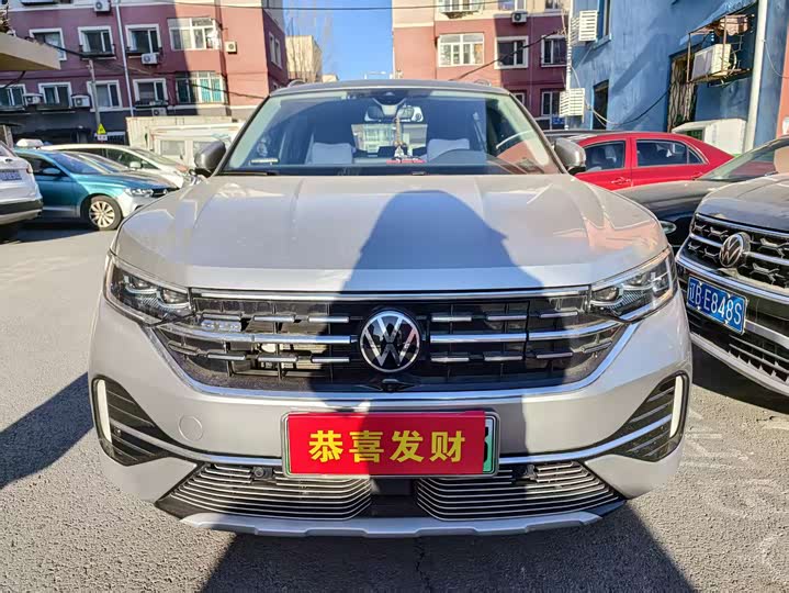 Фото 2 - Volkswagen Tayron GTE Hybrid