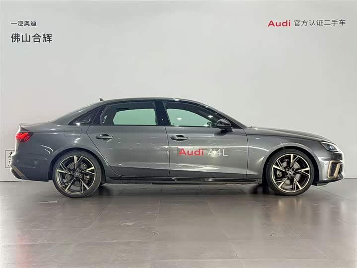 Фото 3 - Audi A4L
