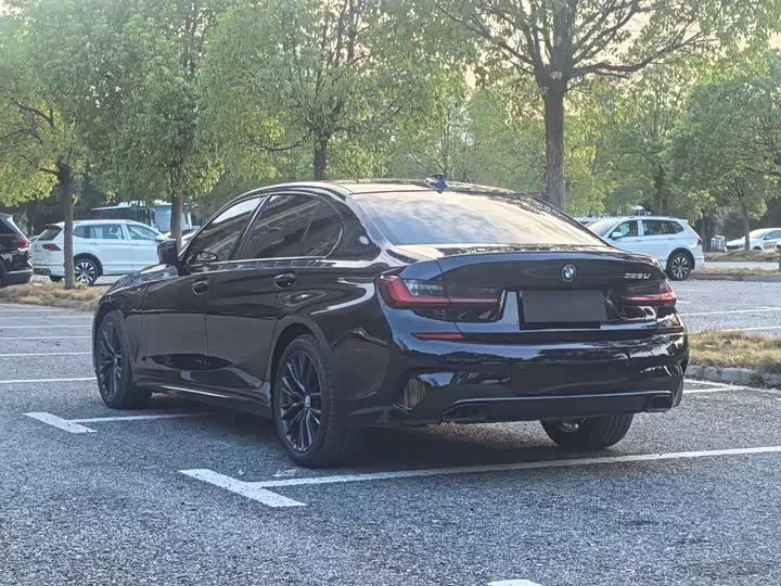 Фото 9 - BMW 3 Series