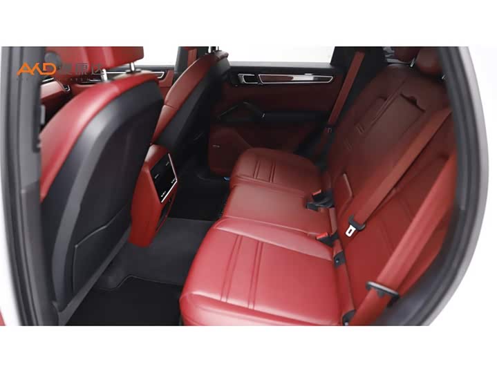 Фото 7 - Porsche Cayenne