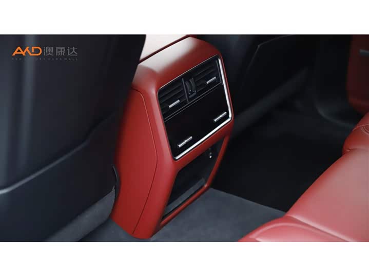 Фото 9 - Porsche Cayenne