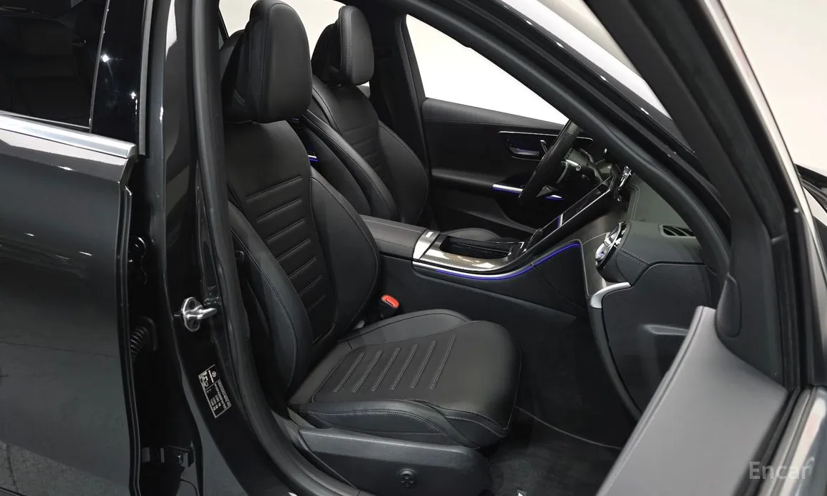 Фото 10 - Mercedes-Benz C-Class