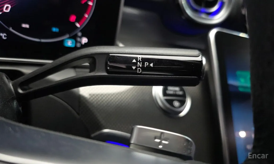 Фото 9 - Mercedes-Benz C-Class