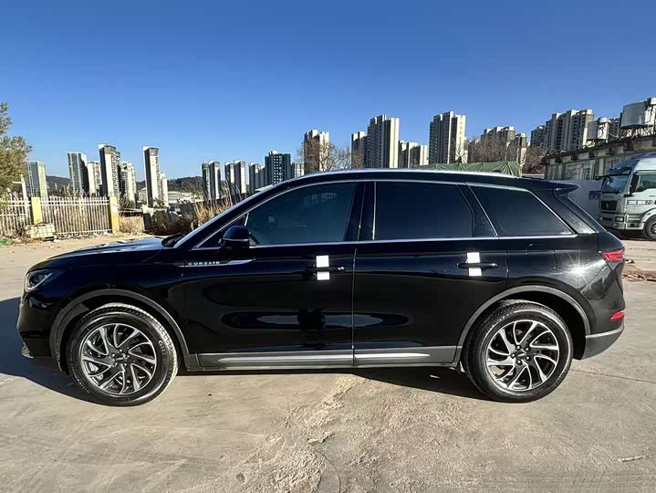 Фото 5 - Lincoln Corsair