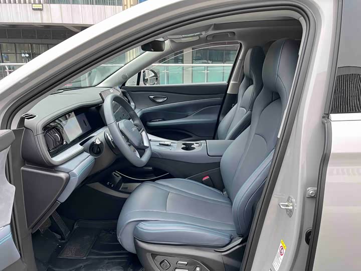 Фото 7 - BYD Sea Lion 07 DM-i Hybrid