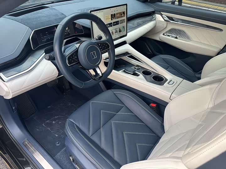 Фото 9 - Zeekr 001