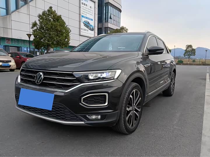 Фото 1 - Volkswagen T-Roc