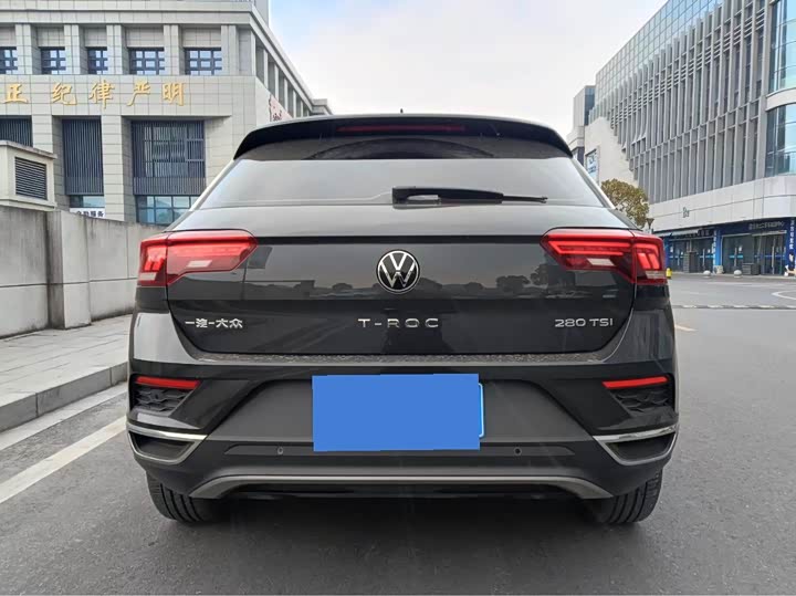 Фото 8 - Volkswagen T-Roc