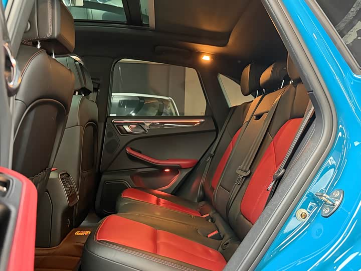 Фото 5 - Porsche Macan