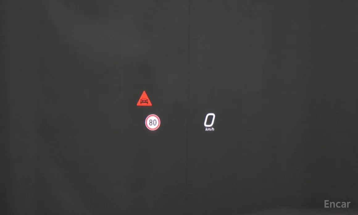 Фото 17 - Mercedes-Benz E-Class