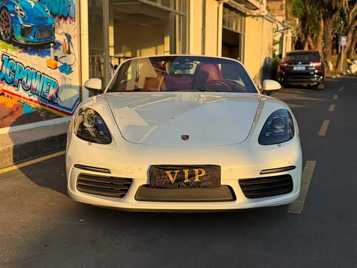 Фото 2 - Porsche 718