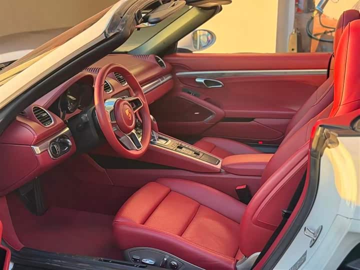 Фото 4 - Porsche 718