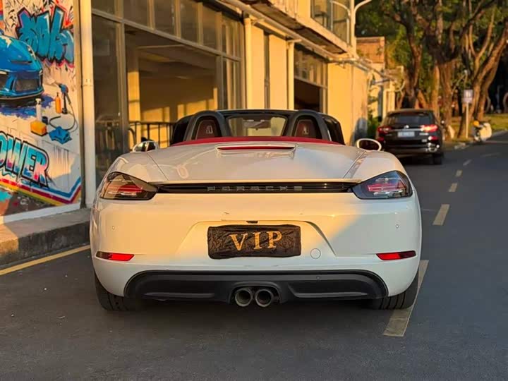 Фото 8 - Porsche 718