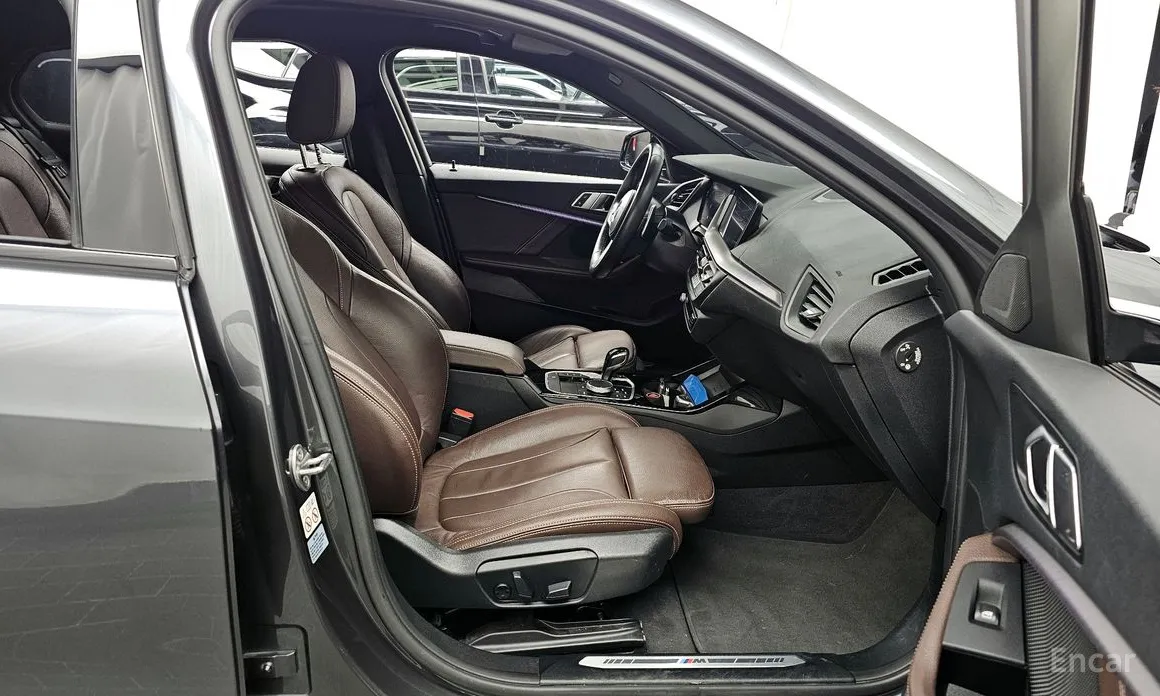 Фото 11 - BMW 1 Series