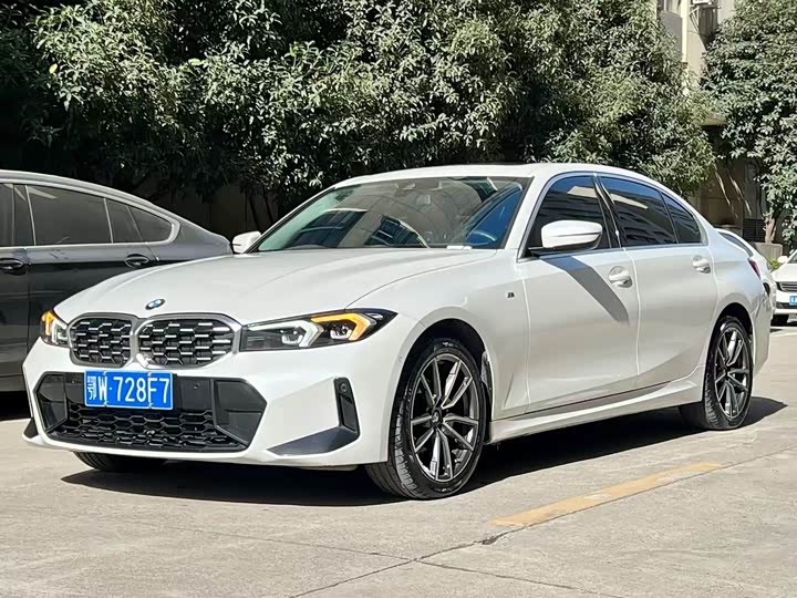 Фото 1 - BMW 3 Series