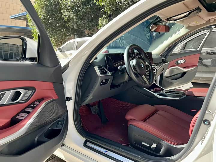 Фото 4 - BMW 3 Series