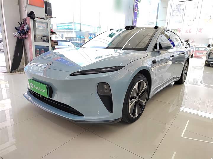 Фото 1 - Nio ET5T