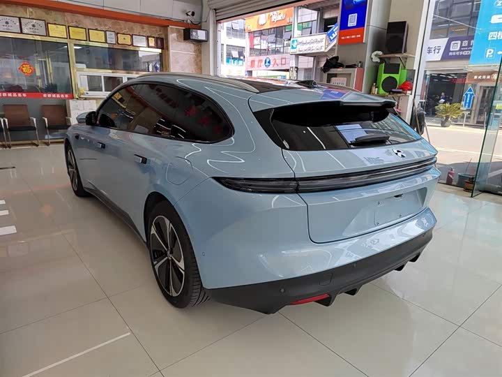 Фото 5 - Nio ET5T