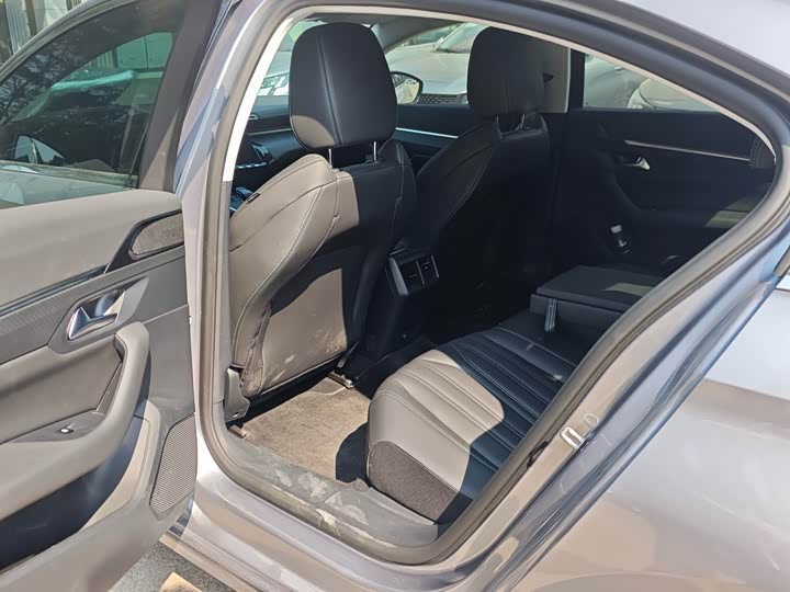 Фото 3 - Peugeot 508