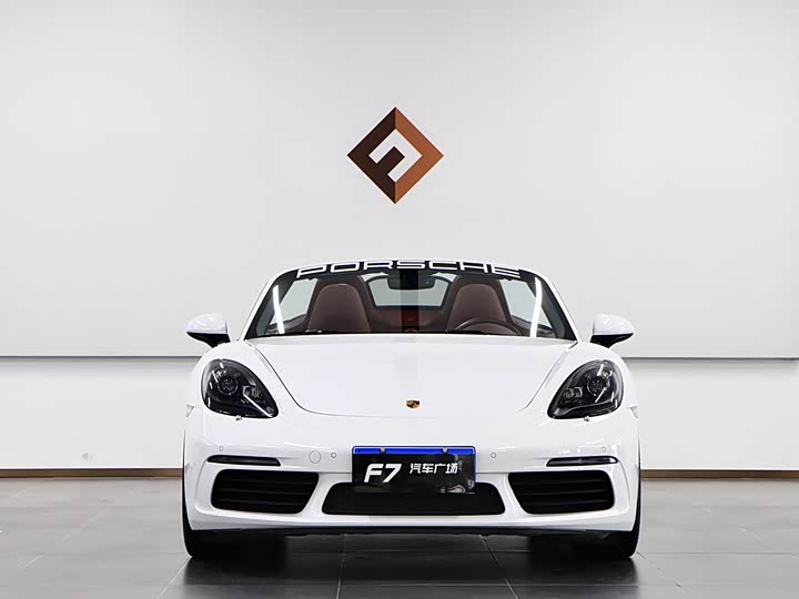 Фото 2 - Porsche 718