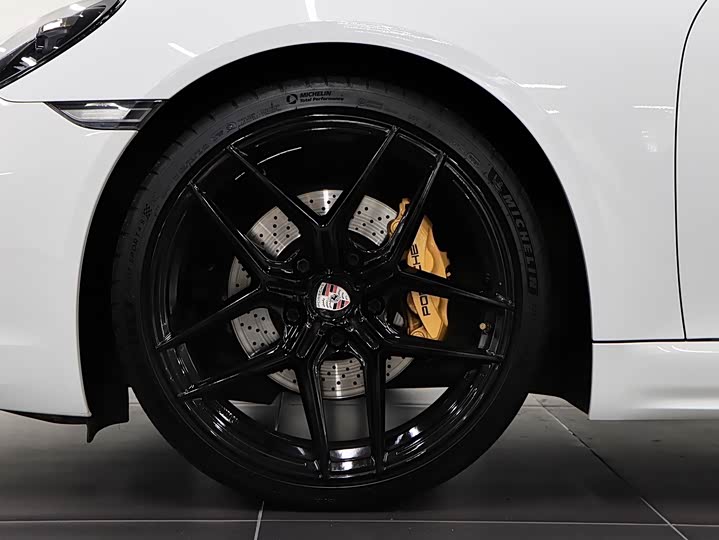 Фото 8 - Porsche 718