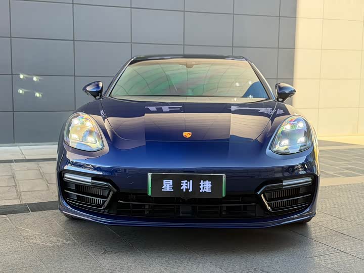 Фото 8 - Porsche Panamera Hybrid