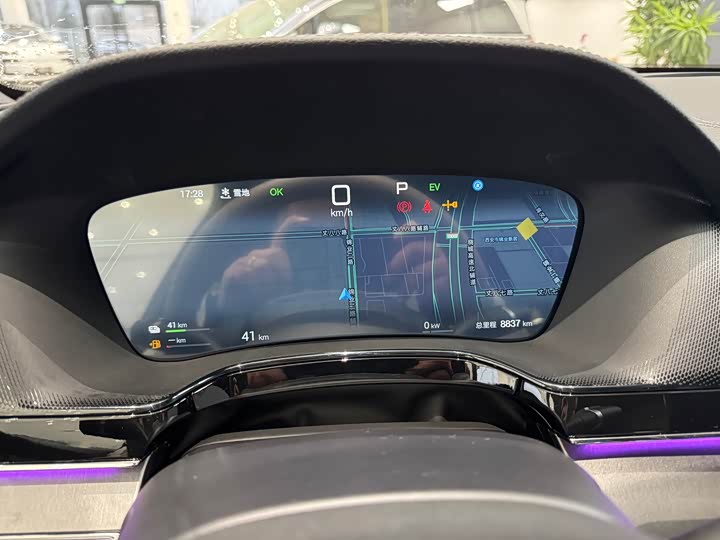 Фото 2 - BYD Tang Hybrid/EV