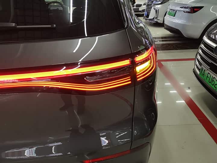 Фото 8 - Geely Galaxy E5