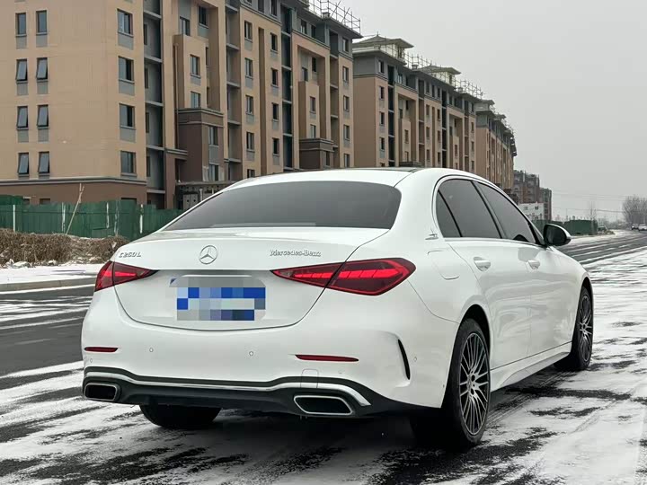 Фото 9 - Mercedes-Benz C-Class