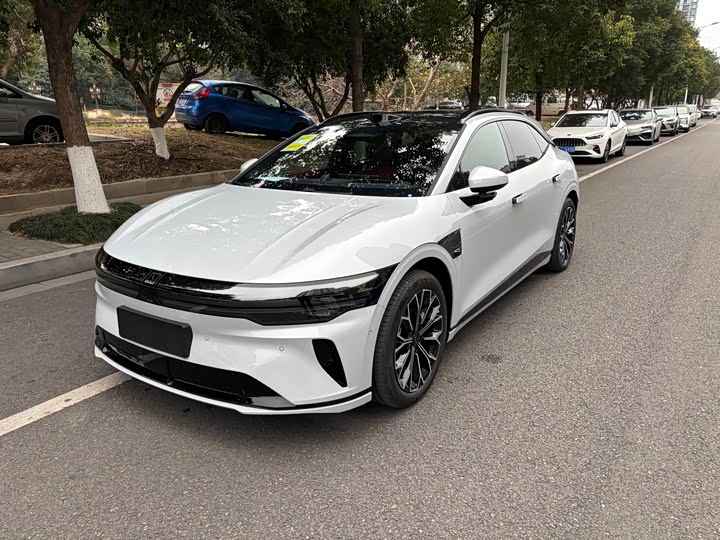 Фото 1 - Zeekr 007 GT