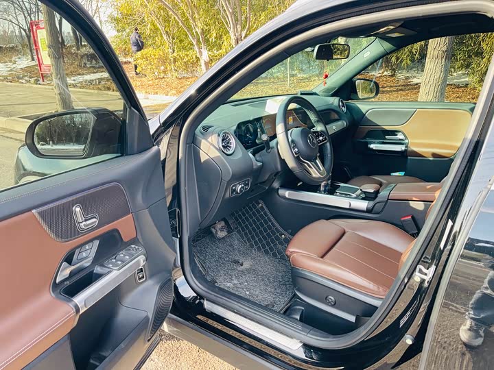 Фото 5 - Mercedes-Benz GLB-Class