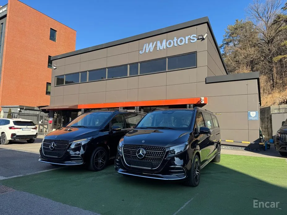 Фото 1 - Mercedes-Benz V-Class