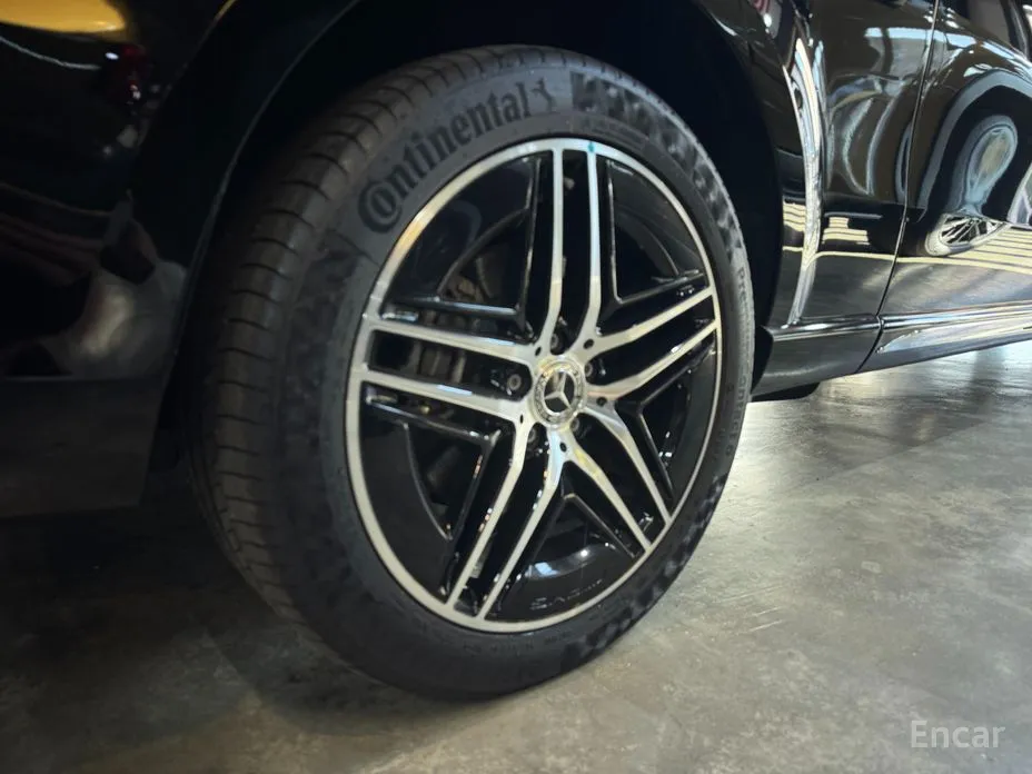 Фото 5 - Mercedes-Benz V-Class