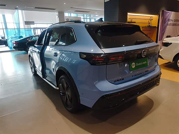 Фото 5 - Volkswagen Tiguan L Pro