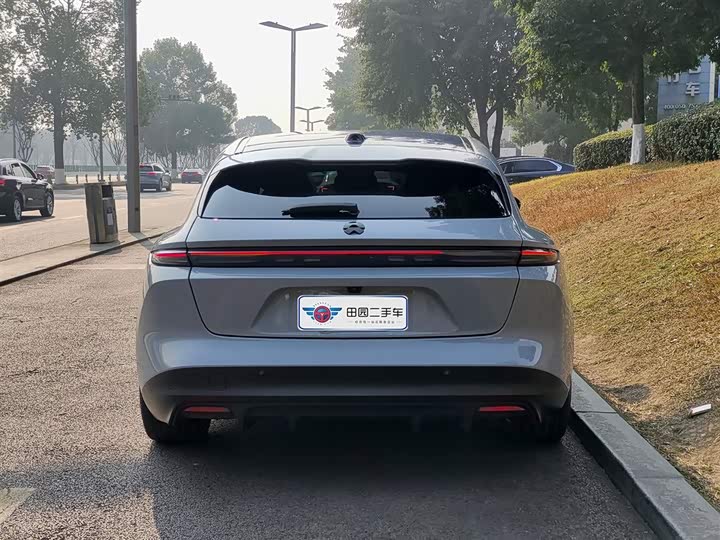 Фото 5 - Nio ET5T