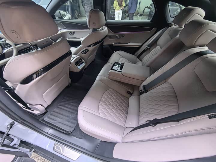 Фото 4 - BYD Han