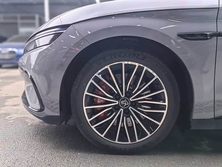 Фото 8 - BYD Han