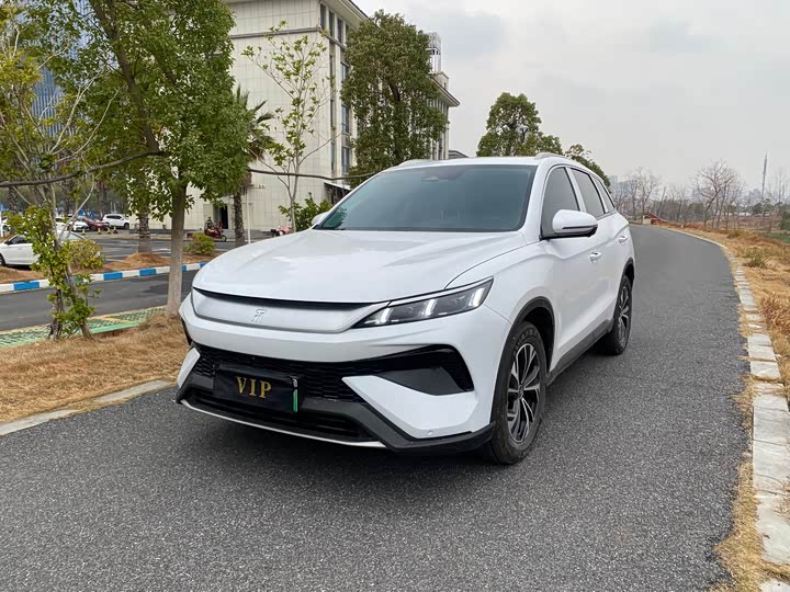 Фото 1 - BYD Song Pro Hybrid