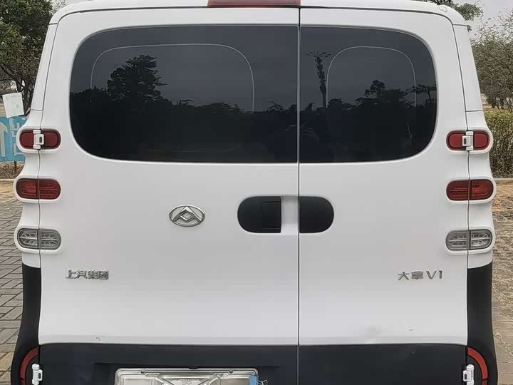 Фото 6 - Maxus Dana V1