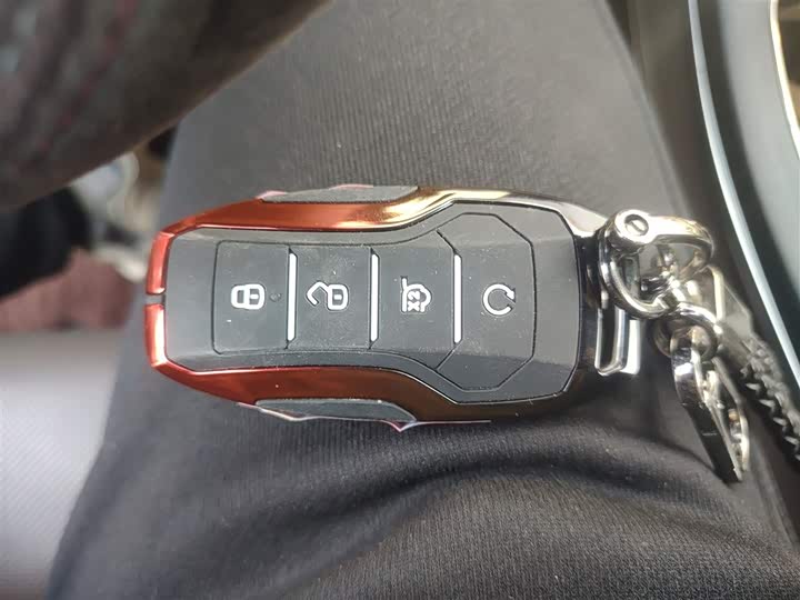 Фото 9 - BYD Han