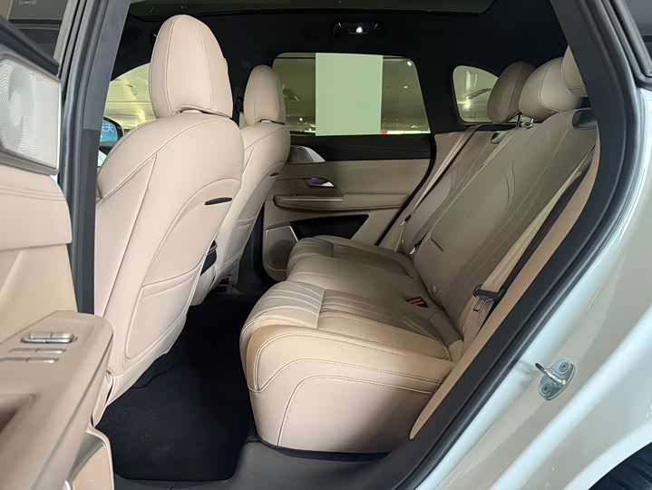 Фото 3 - XPeng G9