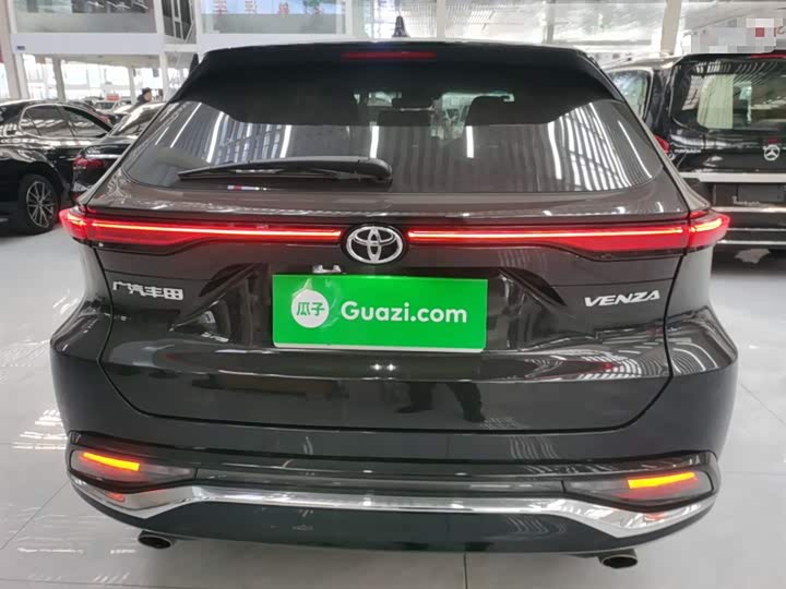 Фото 6 - Toyota Venza