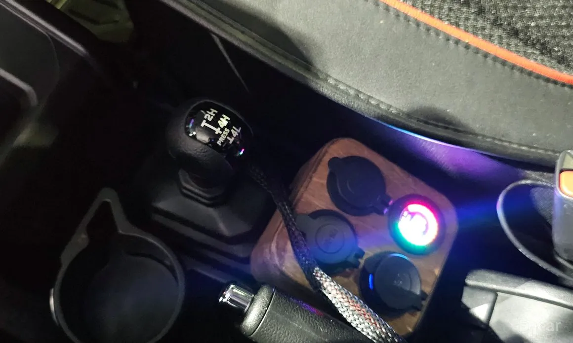 Фото 15 - Suzuki Jimny