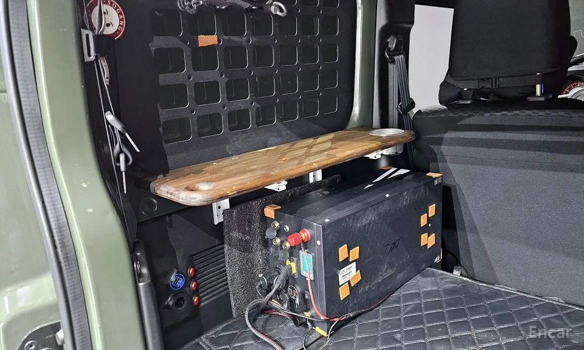 Фото 17 - Suzuki Jimny