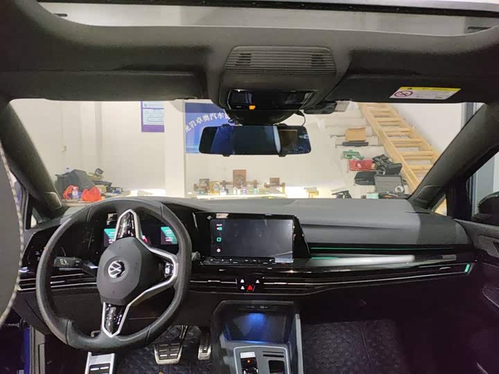 Фото 7 - Volkswagen Golf