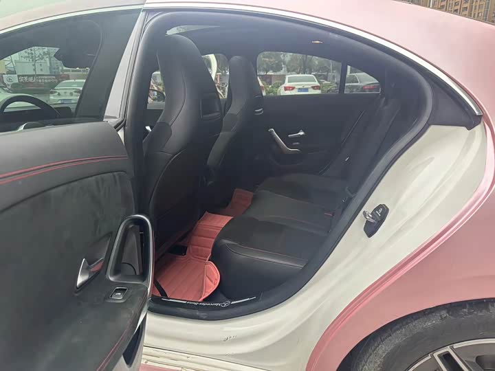 Фото 4 - Mercedes-Benz CLA-Class