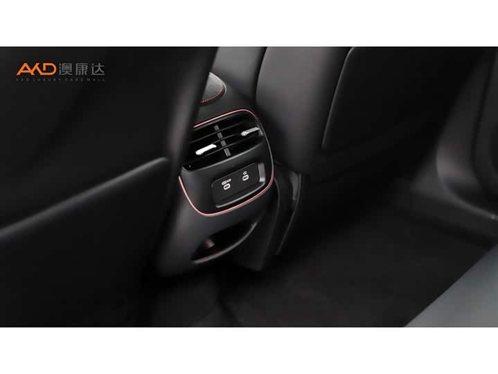 Фото 9 - Smart #5