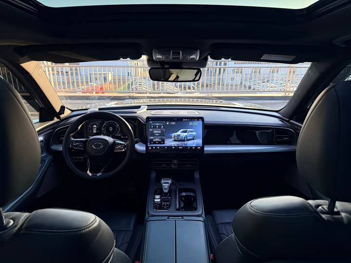 Фото 7 - GAC Trumpchi GS8