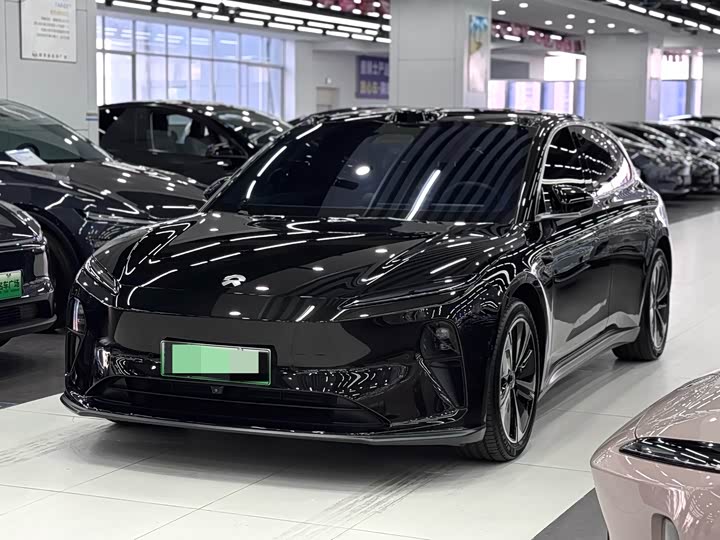 Фото 3 - Nio ET5T